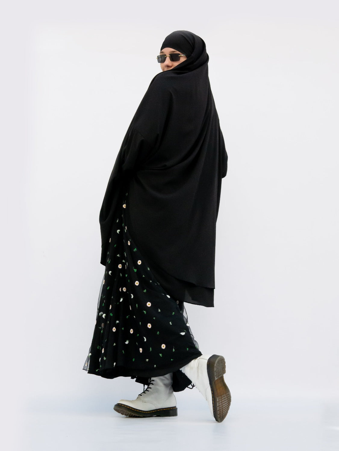 Empress Chiffon and Tulle Jilbab, Rebel Princess