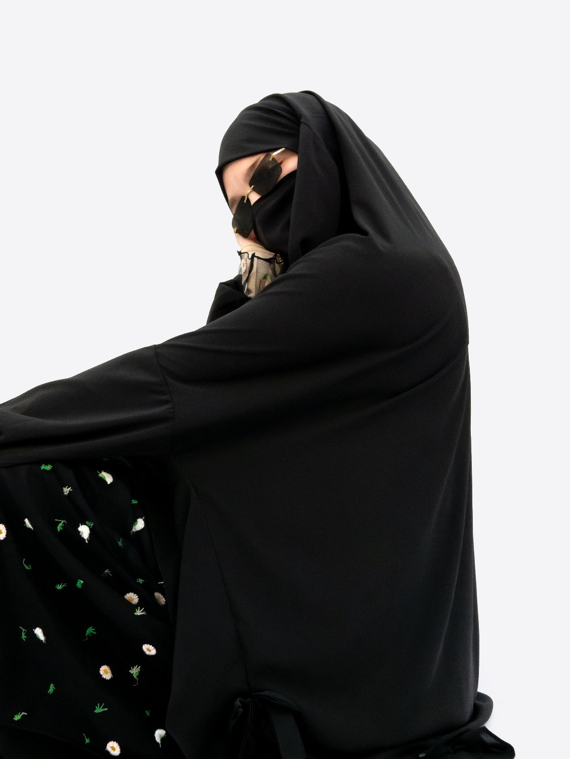 Empress Chiffon and Tulle Jilbab, Rebel Princess