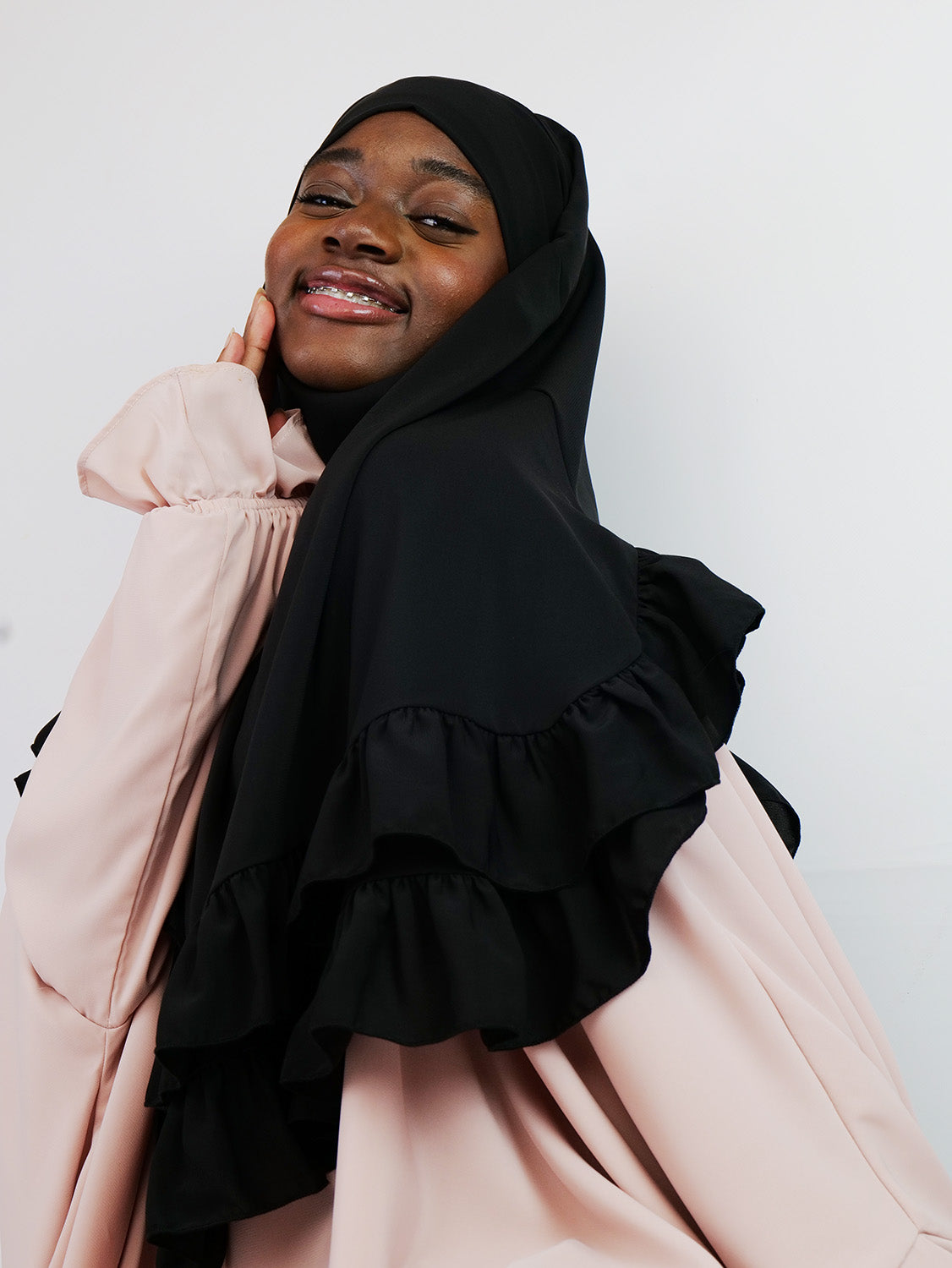 Butterfly Lady Chiffon Khimar, Kohl