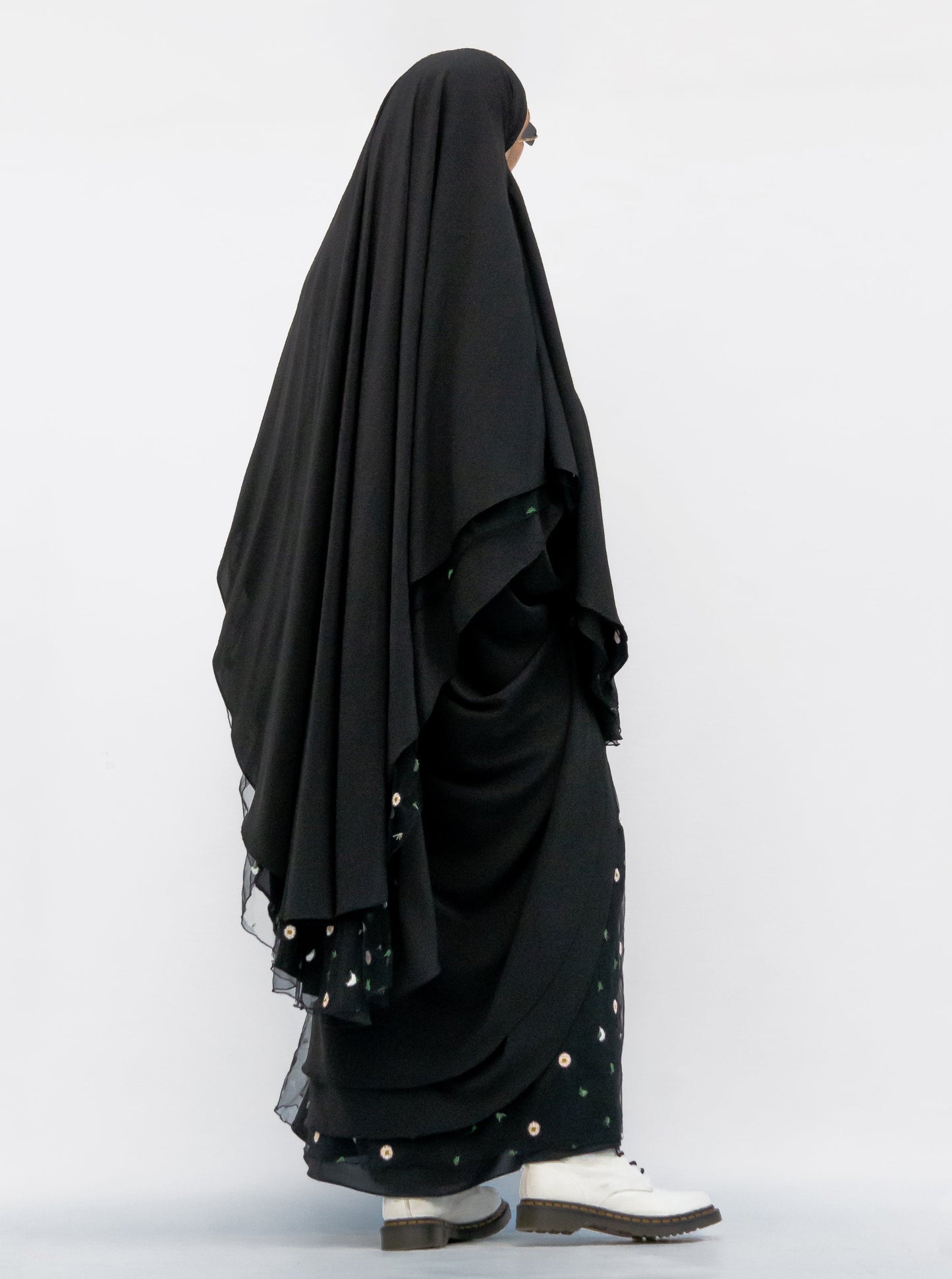 Princess Chiffon and Tulle Khimar, Rebel Princess