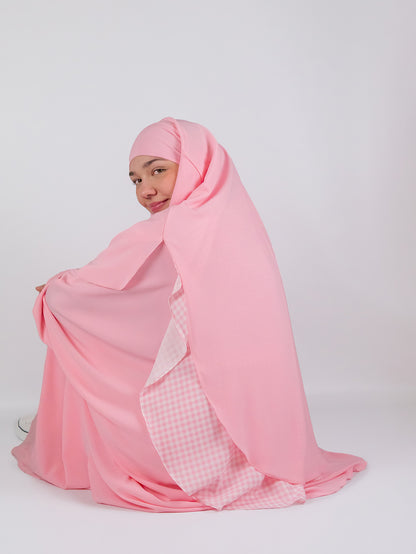 Lady Chiffon Khimar, Picnic