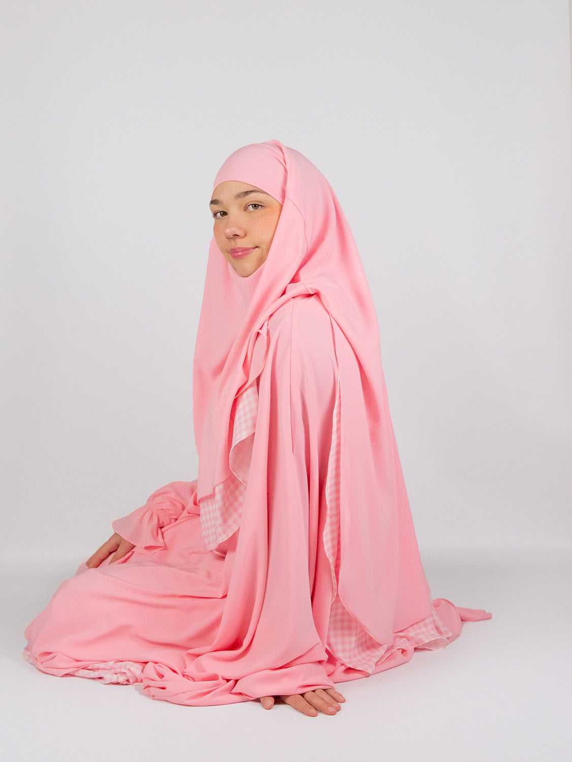 Lady Chiffon Khimar, Picnic