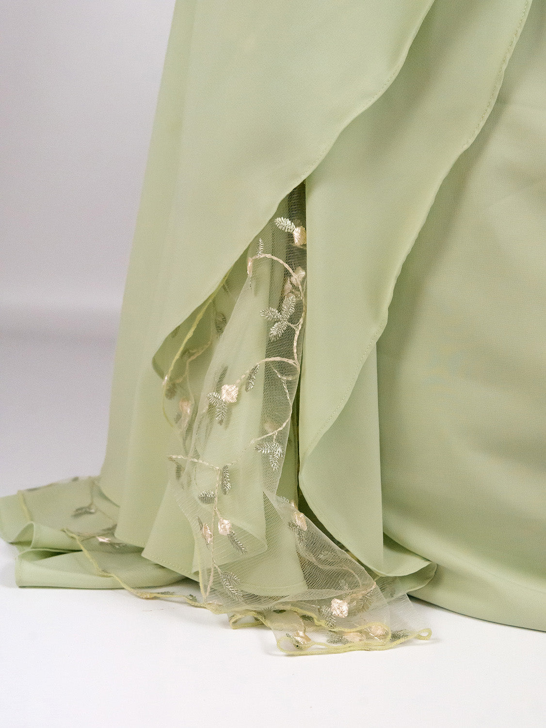 Lady Chiffon Khimar, Romance Novel (Pre Order)