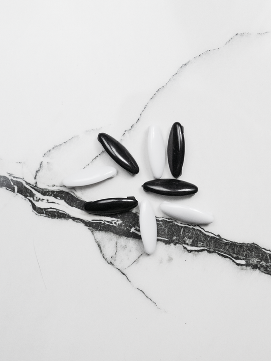Hijab Pins Black and White
