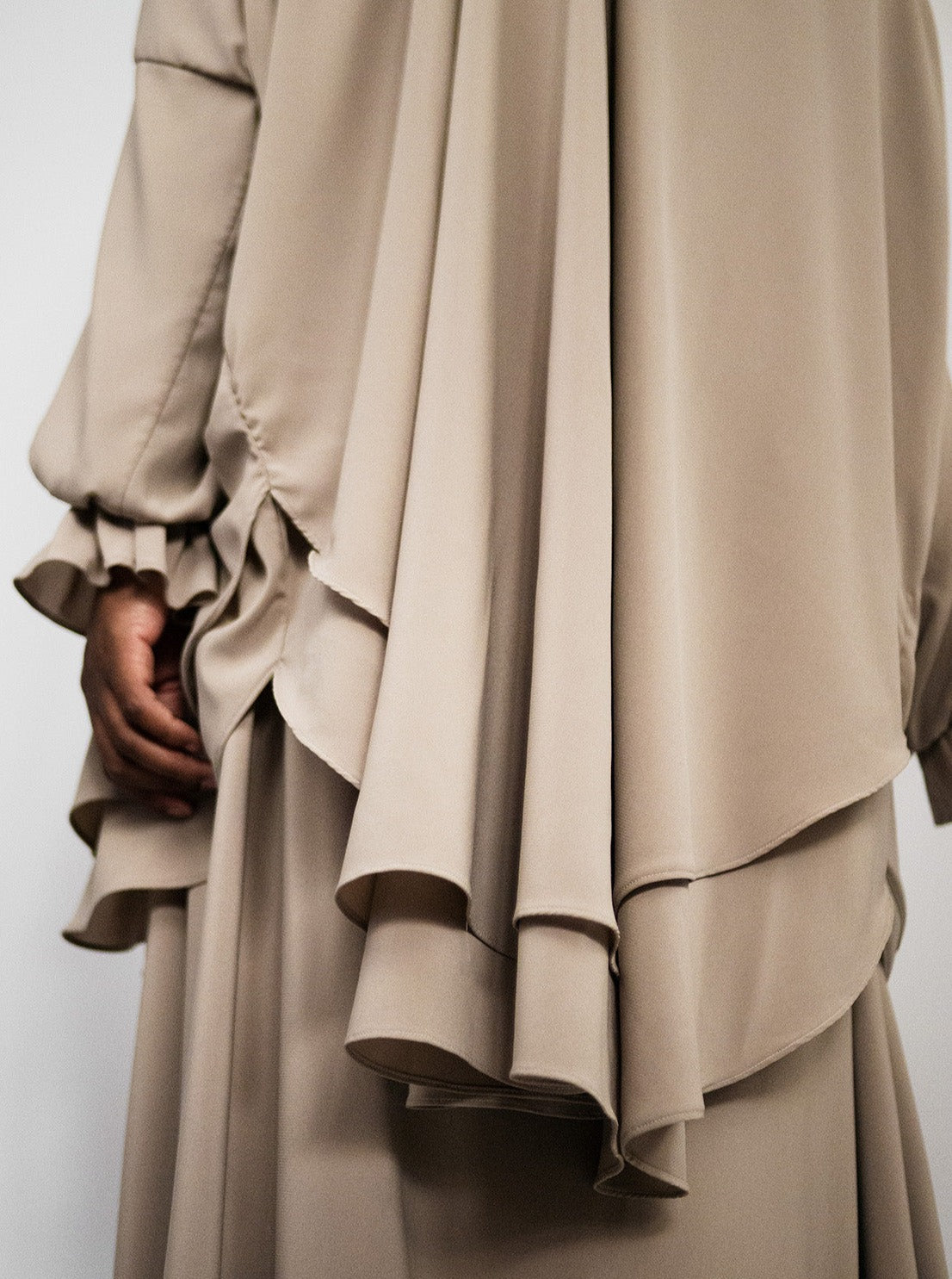 Empress Chiffon Jilbab, Sand
