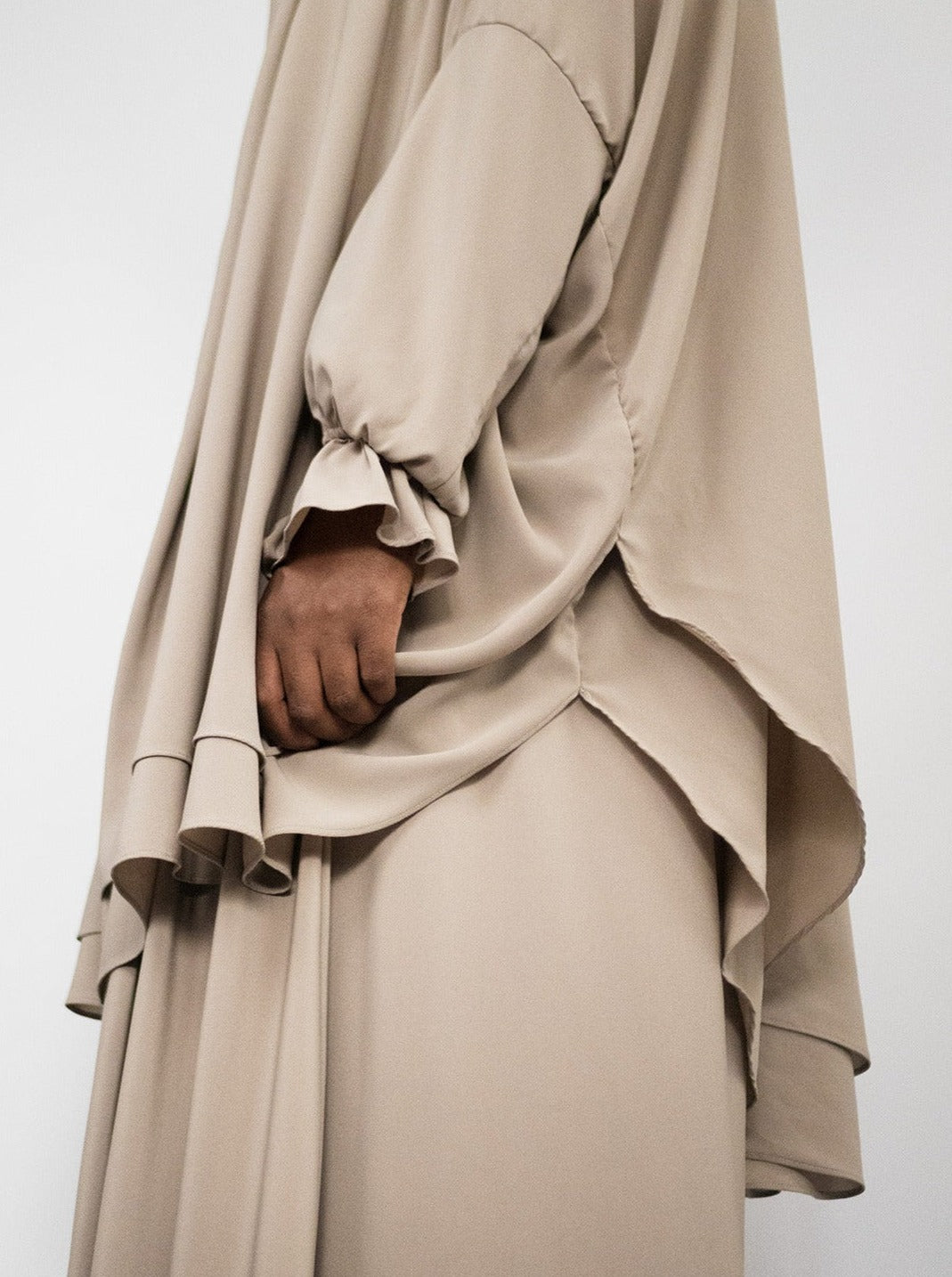 Empress Chiffon Jilbab, Sand
