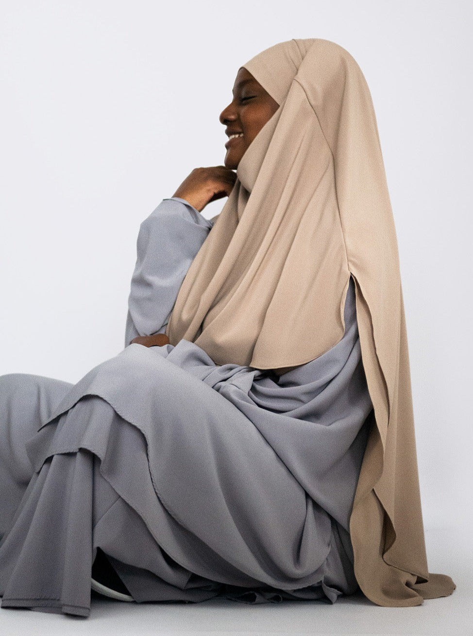 Lady Chiffon Khimar, Sand